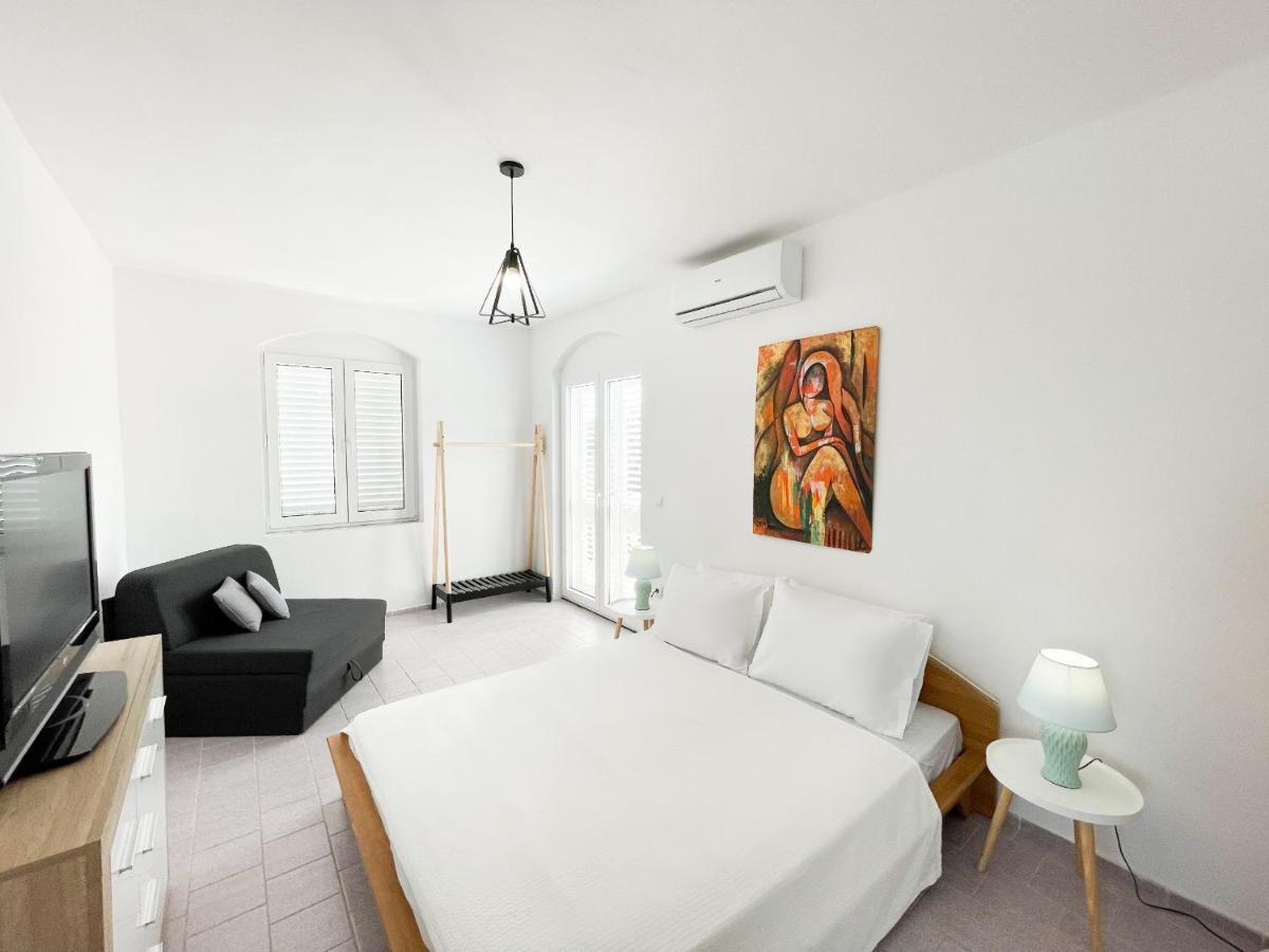Sea View Apartment Amaro Korcula Town Bagian luar foto