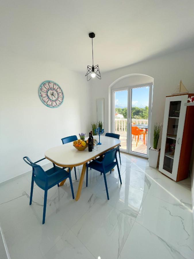 Sea View Apartment Amaro Korcula Town Bagian luar foto